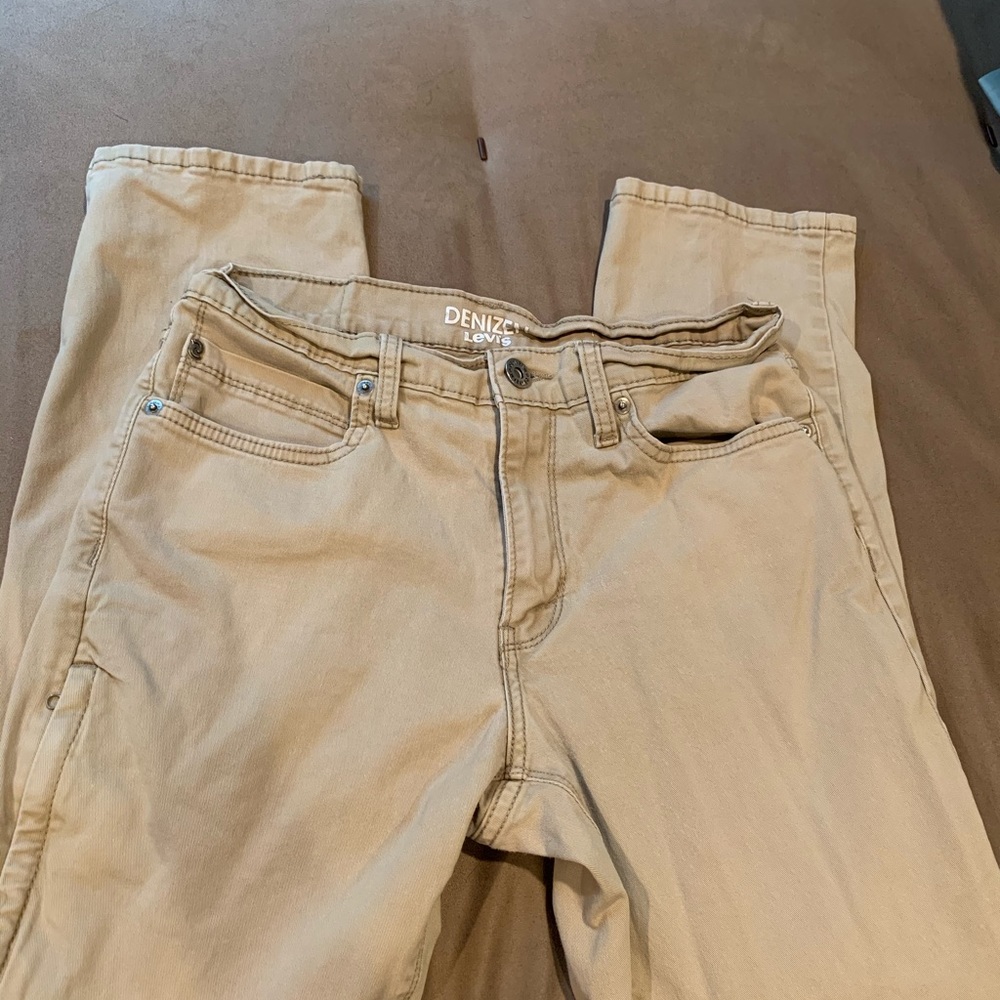 Levi’s Men’s Tan pants